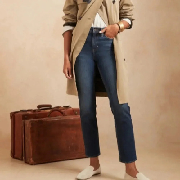 Banana Republic Straight Jeans - Picture 1 of 13